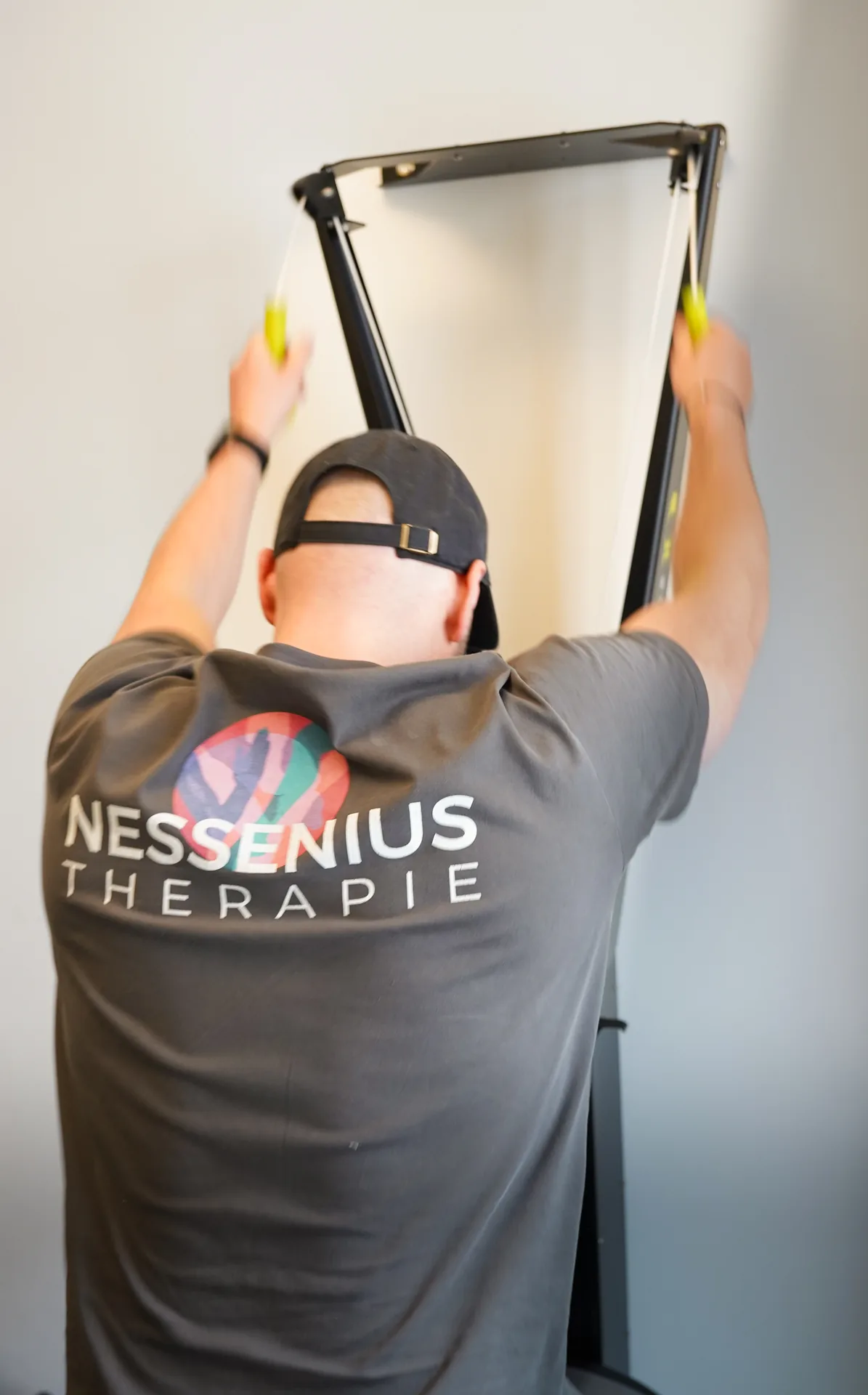 Trainingsbegleitung — aktive Bewegung im Reha-Training, Nessenius Therapie München